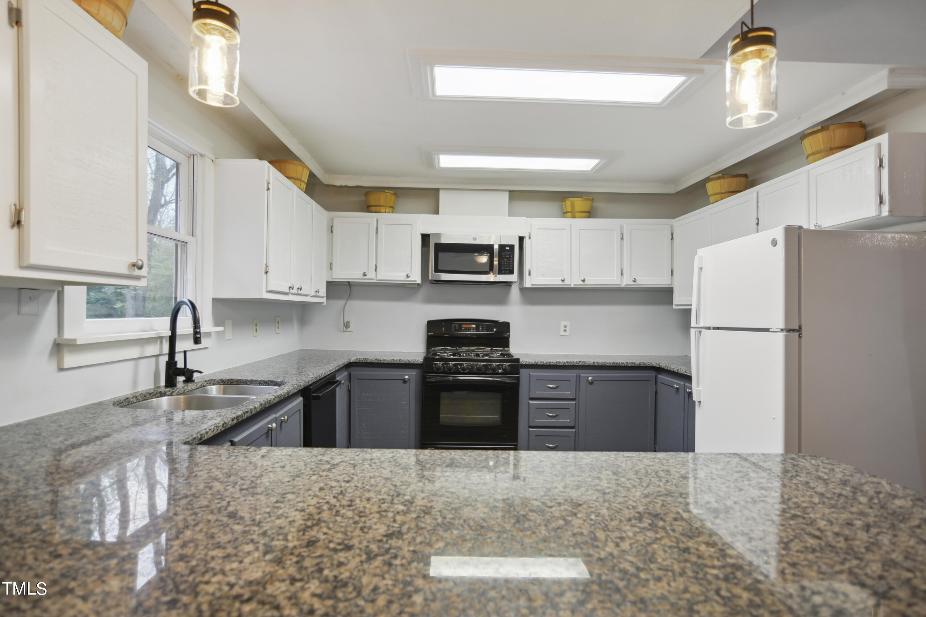 13105 Powell Road Wake Forest, NC 27587 - Photo 8 of 34 07
