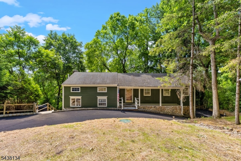 731 Long Hill Road Gillette, NJ 07933 - Photo 23 of 25