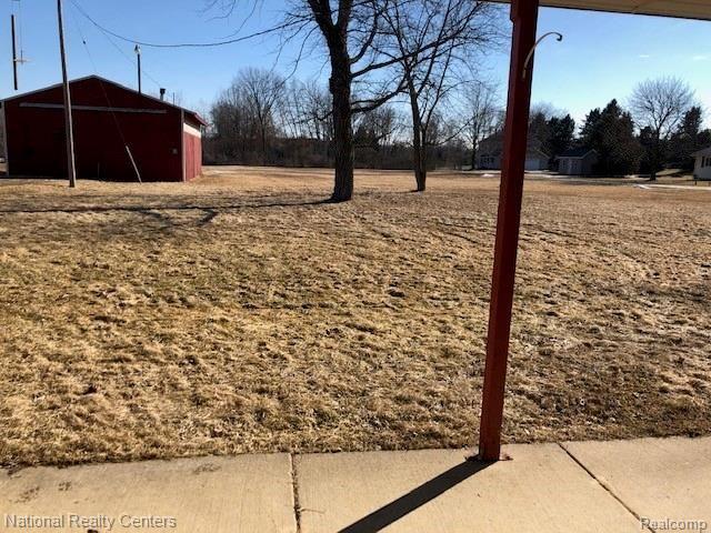 11200 9 Mile Road South Lyon, MI 48178 - Photo 5 of 22 rearyard .JPG
