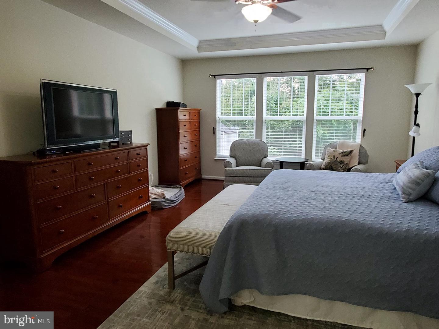 23575 Christina Ridge Square Ashburn, VA 20148 - Photo 17 of 38 Master Bedroom