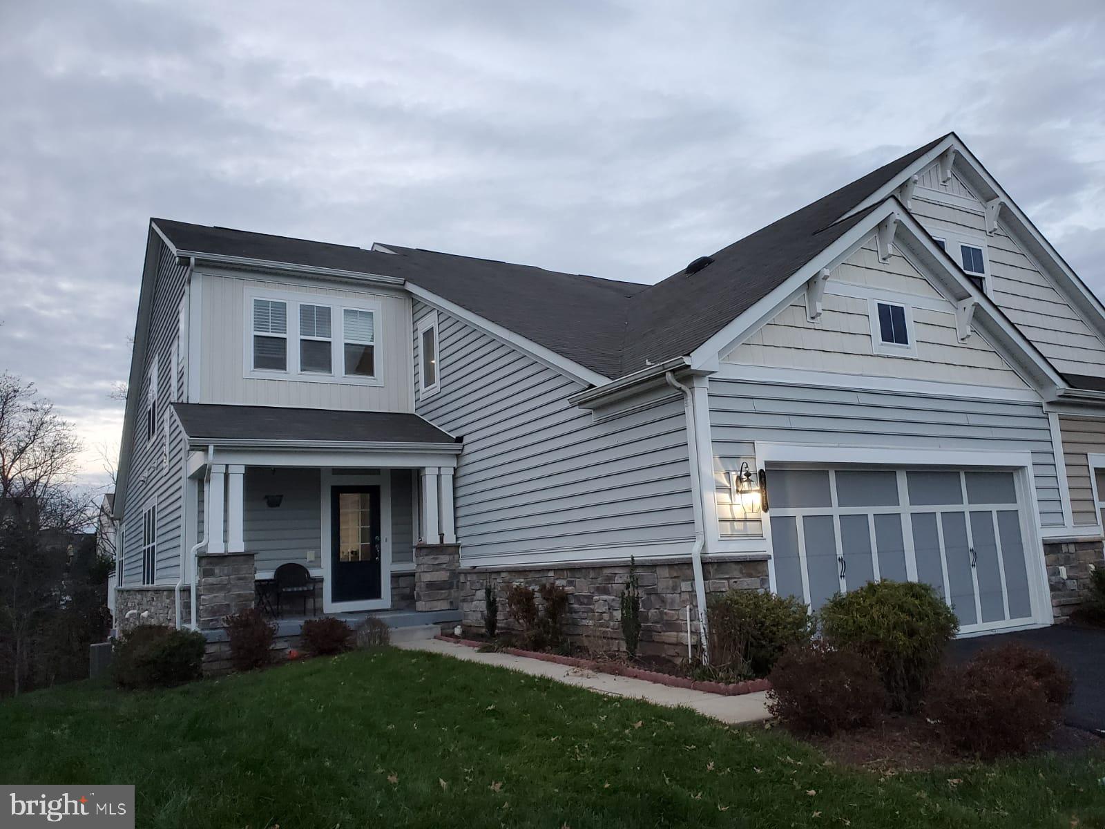 23575 Christina Ridge Square Ashburn, VA 20148 - Photo 3 of 38