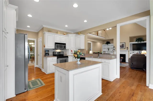 $597,700 | 101 Edens Garden Way, Six Mile, SC 29682