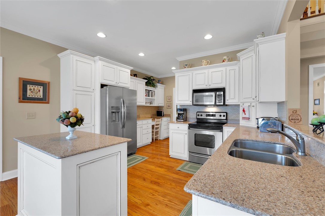 101 Edens Garden Way Six Mile, SC 29682 - Photo 14 of 39