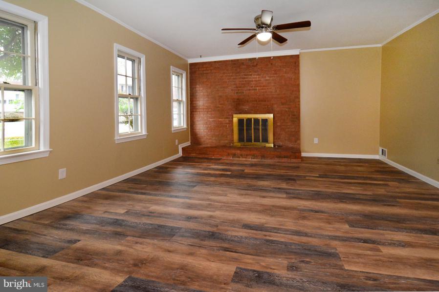 7610 Hayfield Road Alexandria, VA 22315 - Photo 11 of 28 Basement