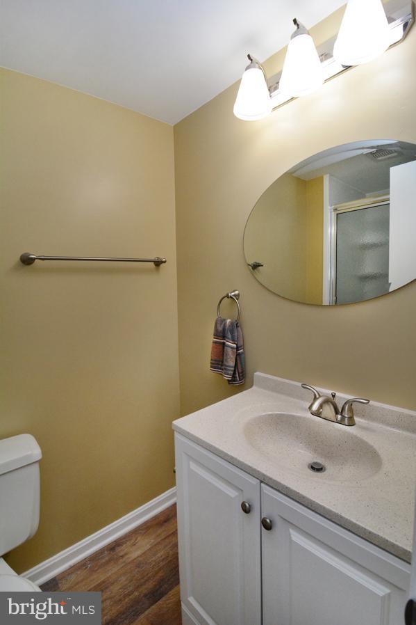 7610 Hayfield Road Alexandria, VA 22315 - Photo 13 of 28 Full Bath in Lower level