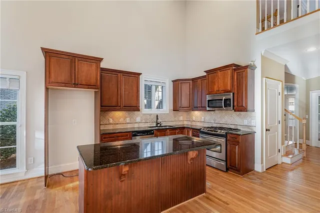 $485,000 | 5 Linden Lane, Greensboro, NC 27410