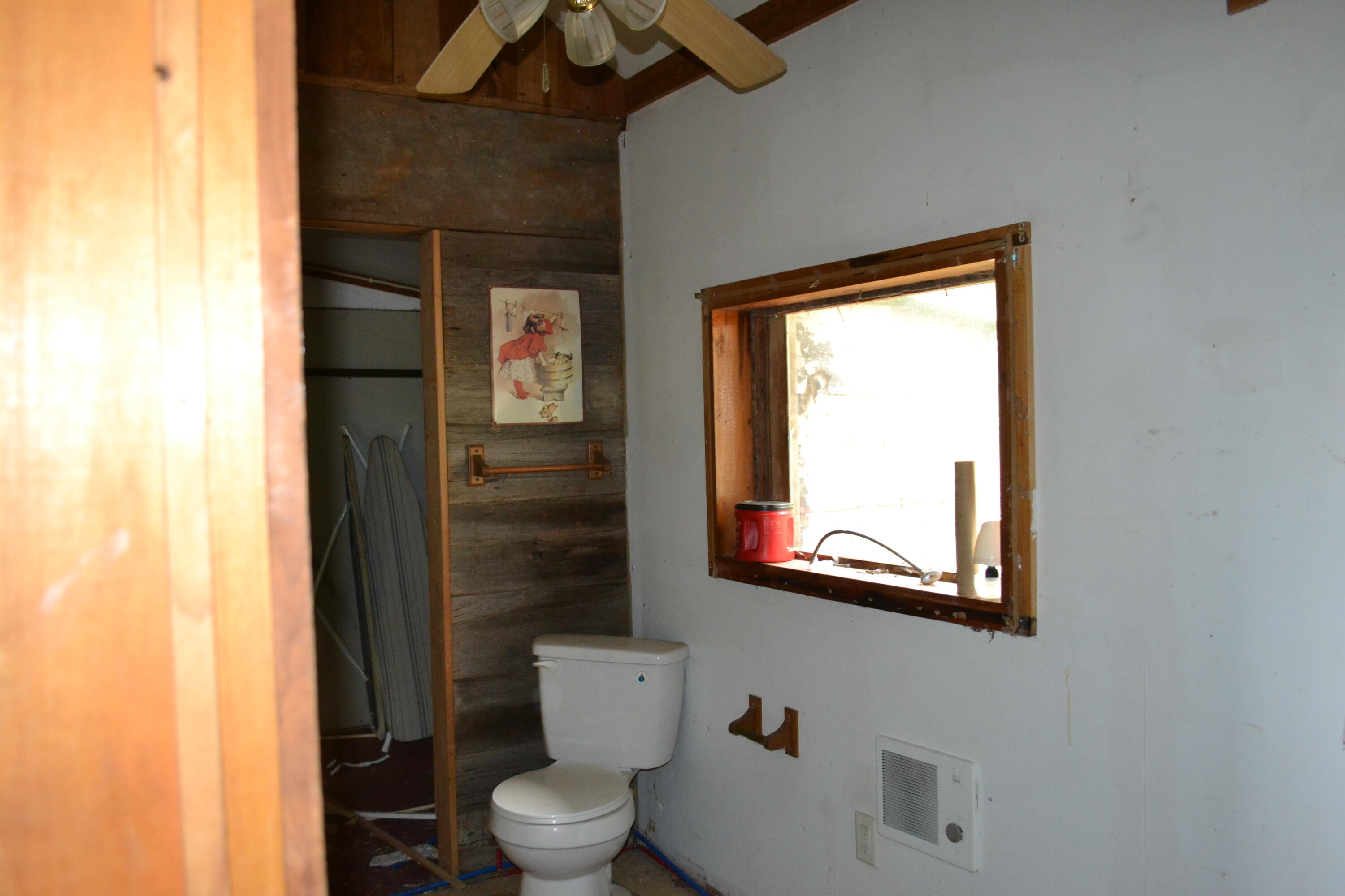 300 Sang Br Road Irvine, KY 40336 - Photo 58 of 62 DSC_5576