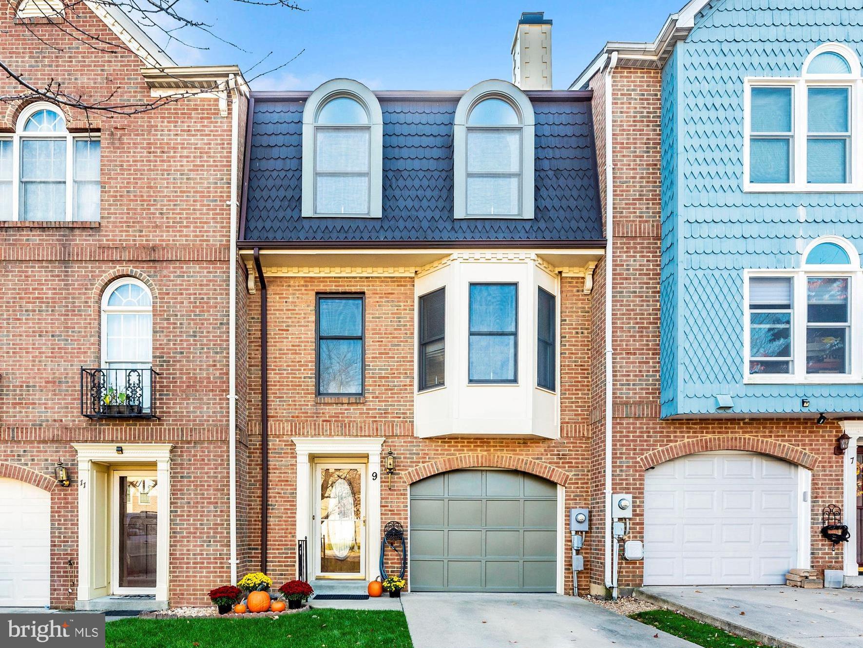 9 Victoria Square Frederick, MD 21702 - Photo 2 of 42 Exterior Front