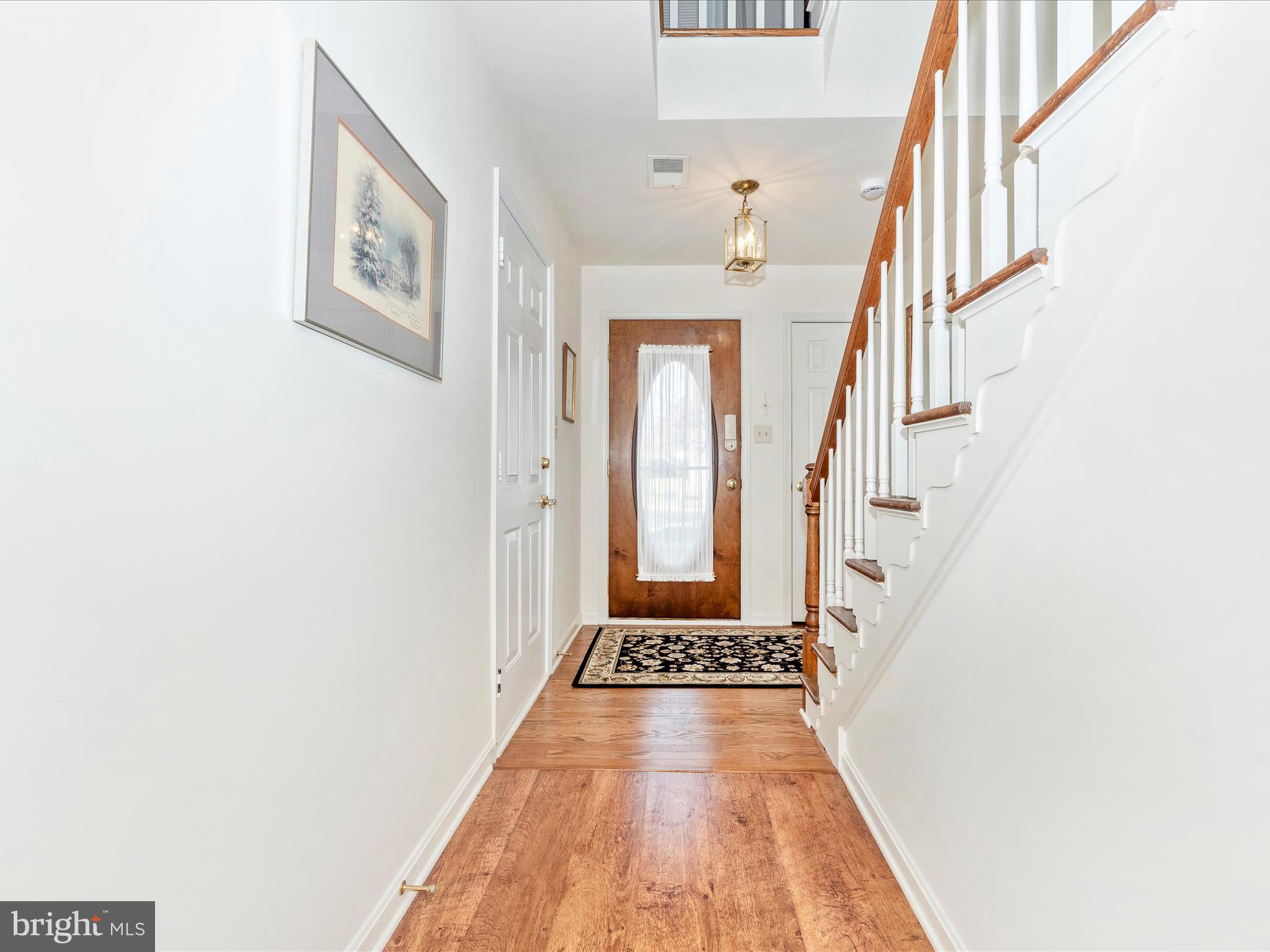 9 Victoria Square Frederick, MD 21702 - Photo 4 of 42 Entry