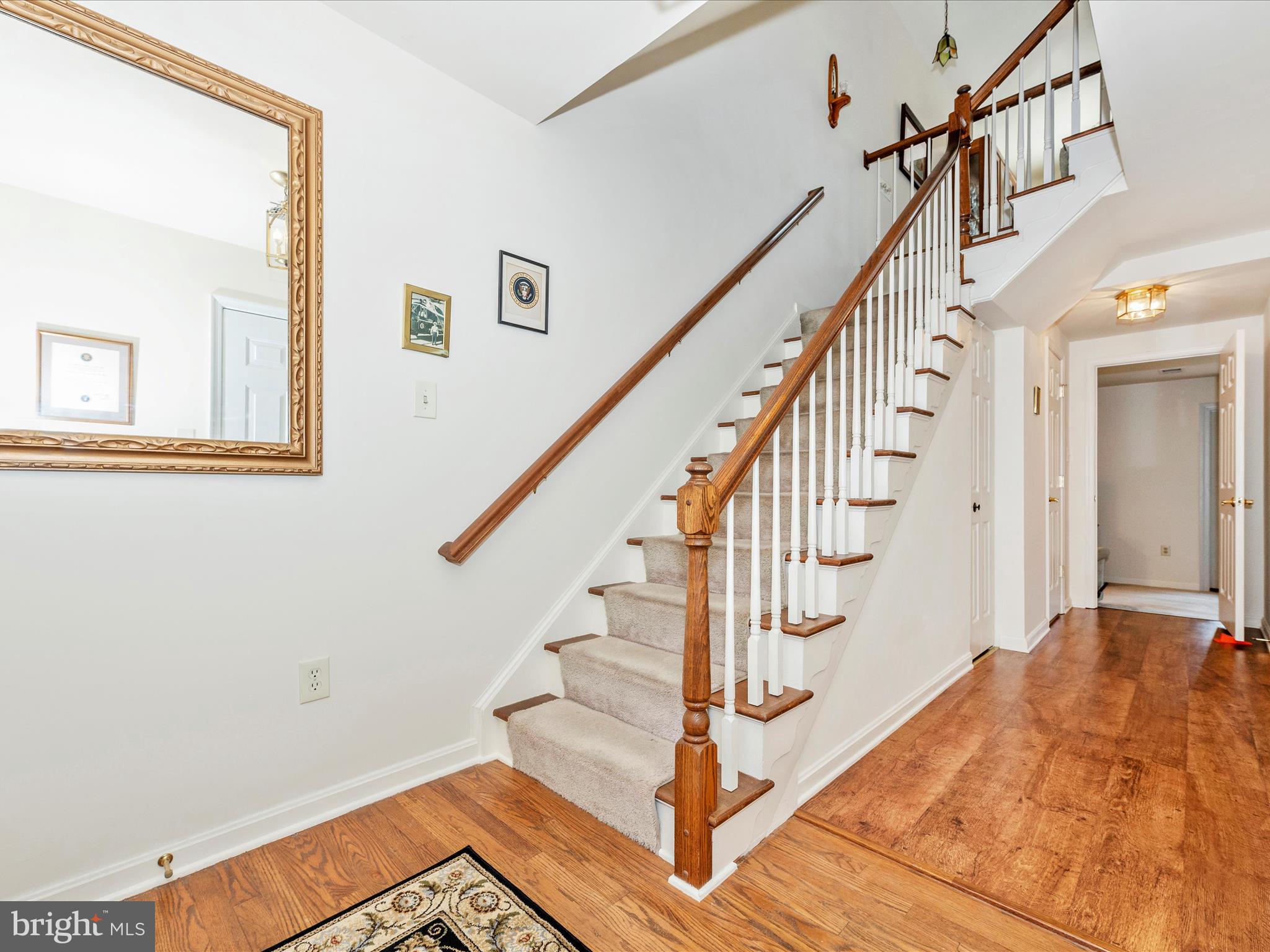9 Victoria Square Frederick, MD 21702 - Photo 5 of 42 Foyer