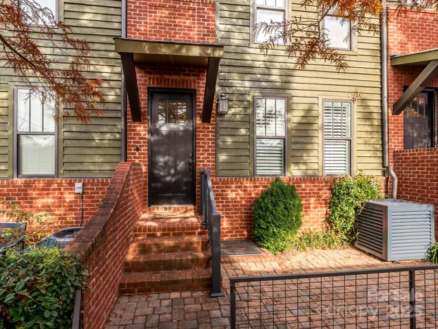 $795,000 | 1640 Kenilworth Avenue, Charlotte, NC 28203