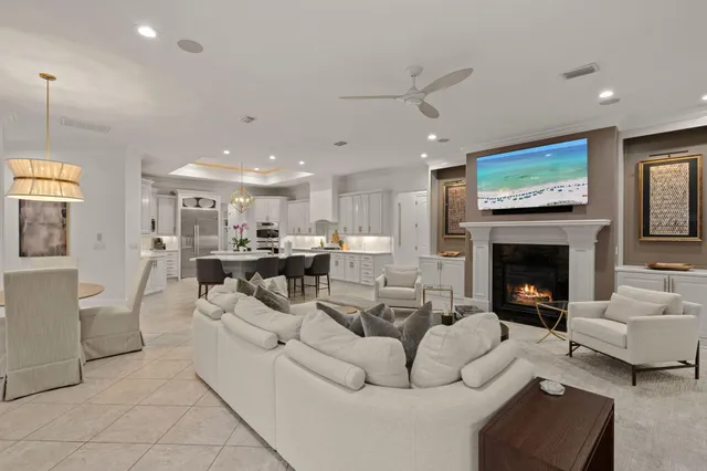 $3,800,000 | 1492 East Island Green Lane East, Destin, FL 32550