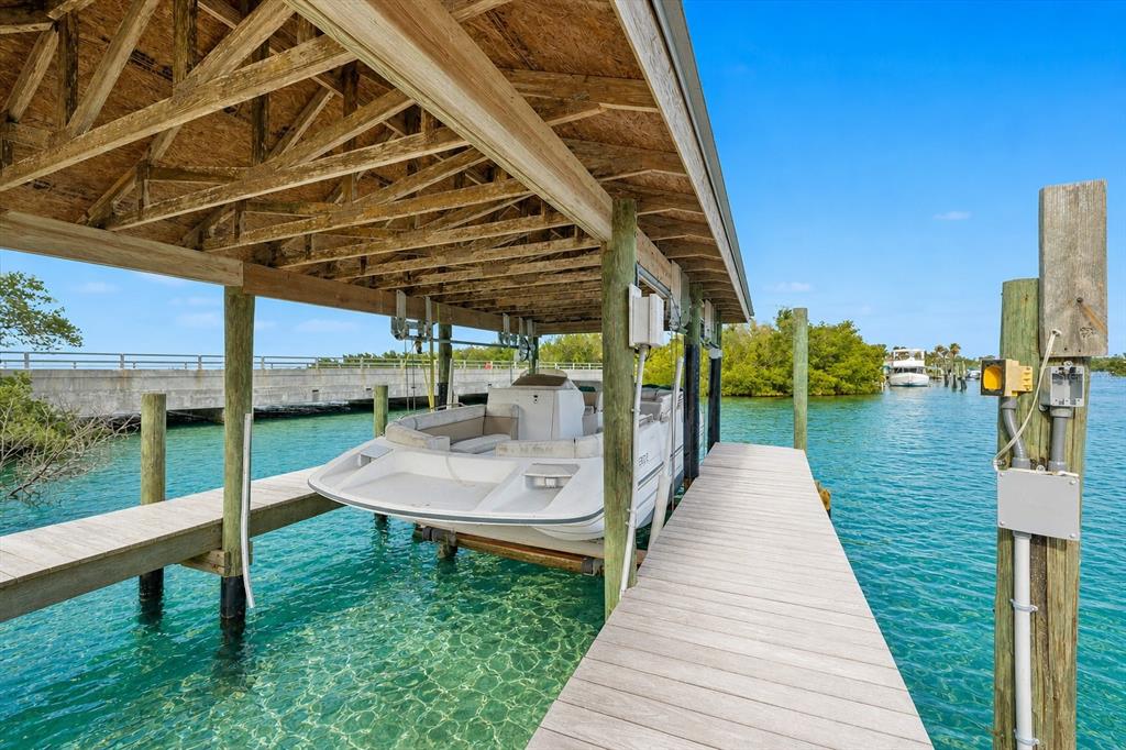 4024 Casey Key Road Nokomis, FL 34275 - Photo 37 of 87