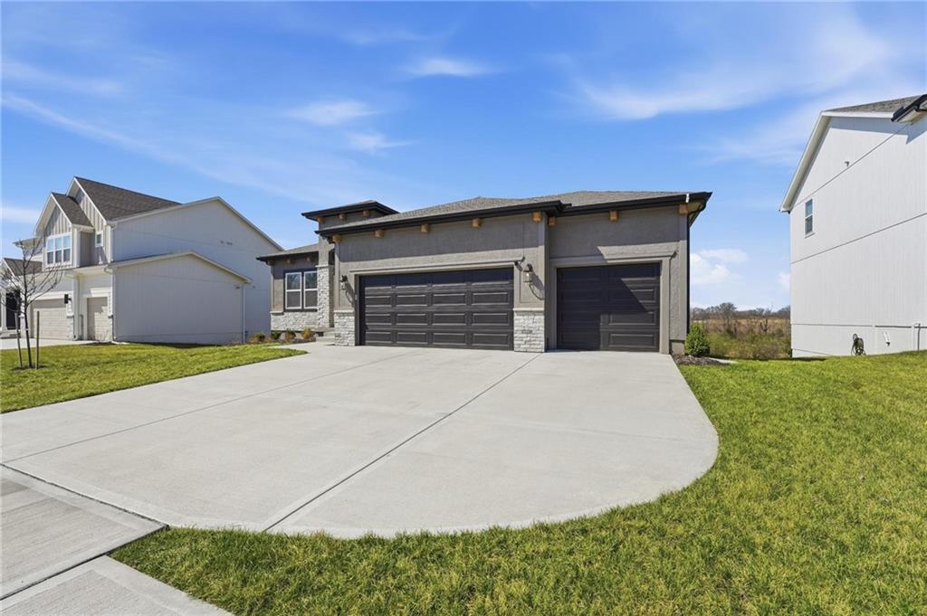1024 Branchwood Lane Raymore, MO 64083 - Photo 34 of 41