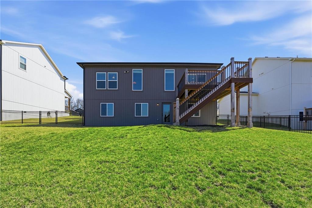 1024 Branchwood Lane Raymore, MO 64083 - Photo 36 of 41