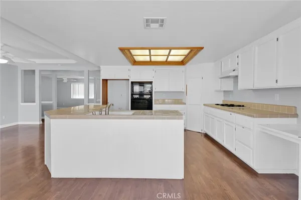 $465,000 | 12275 Tesuque Road, Apple Valley, CA 92308