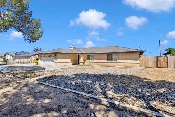 $465,000 | 12275 Tesuque Road, Apple Valley, CA 92308