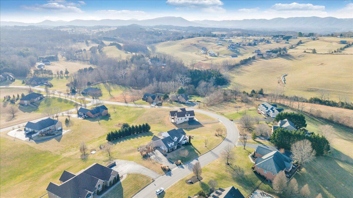 574 Frontier Way Fincastle, VA 24090 - Photo 101 of 104 108-DJI_20260102160559_0033_D