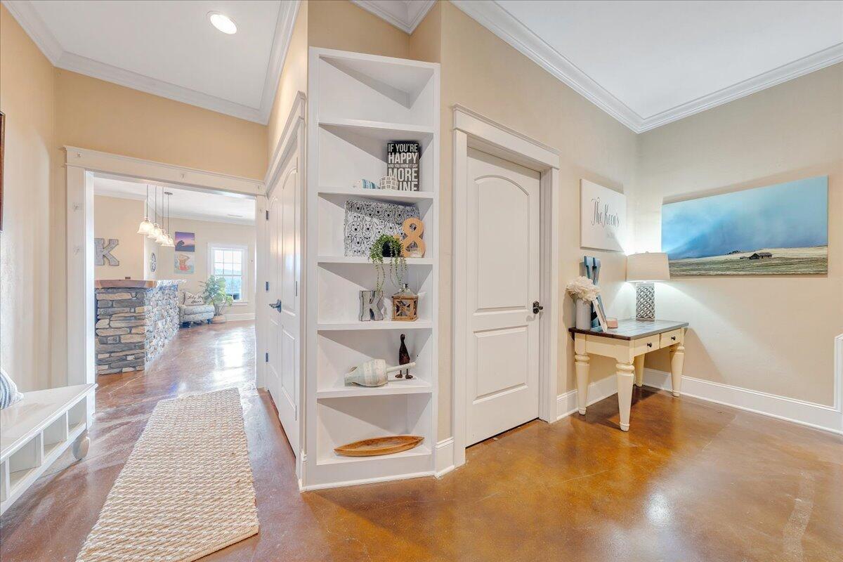 574 Frontier Way Fincastle, VA 24090 - Photo 52 of 104 056-MIB02406