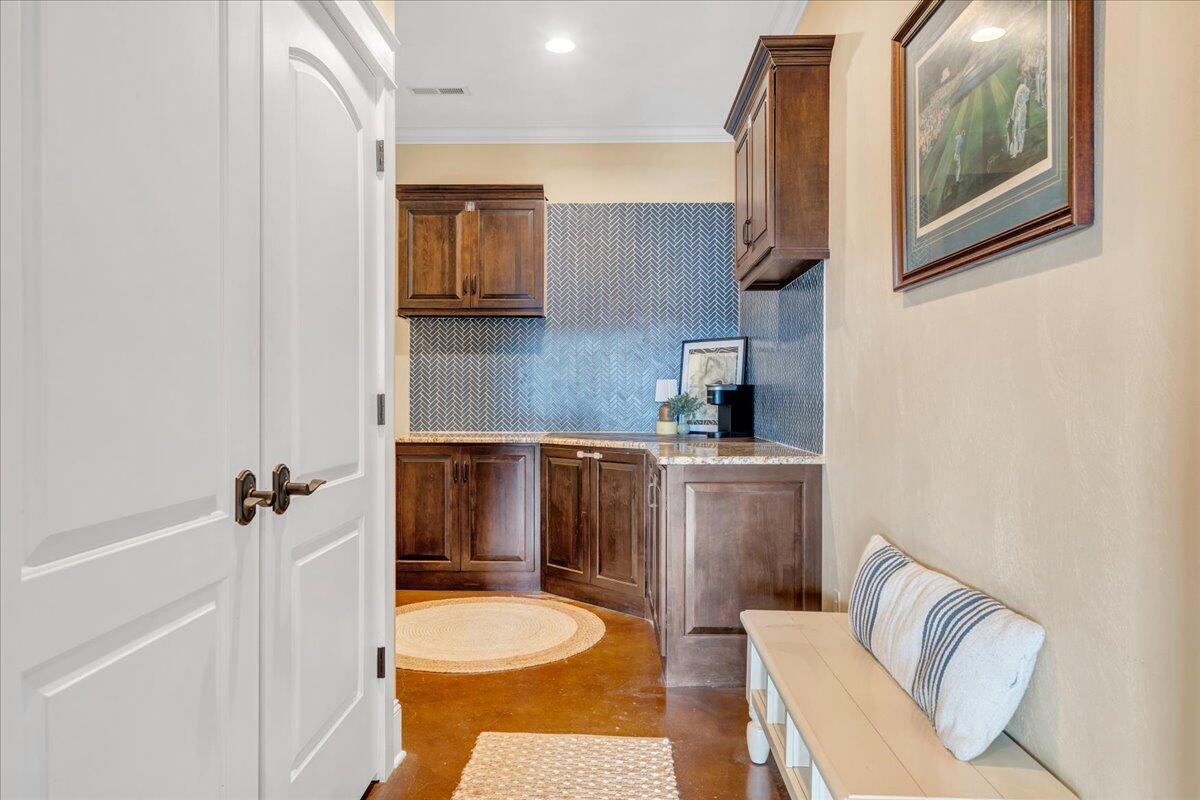 574 Frontier Way Fincastle, VA 24090 - Photo 54 of 104 058-MIB02397