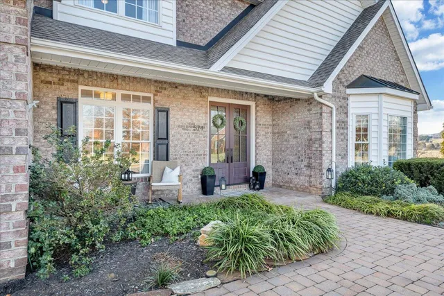 $899,950 | 574 Frontier Way, Fincastle, VA 24090