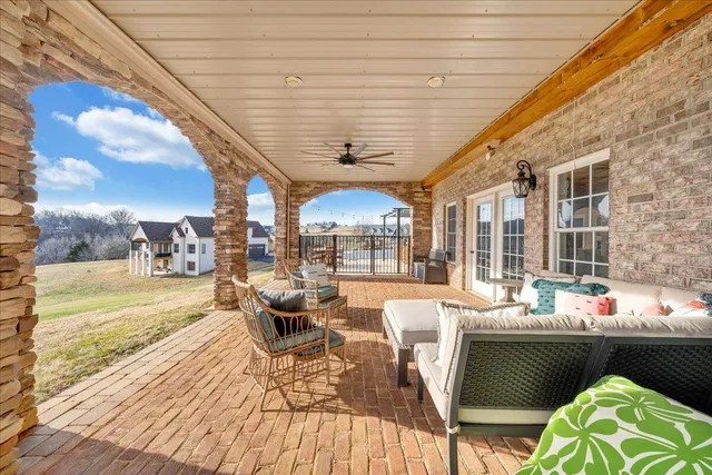 $899,950 | 574 Frontier Way, Fincastle, VA 24090