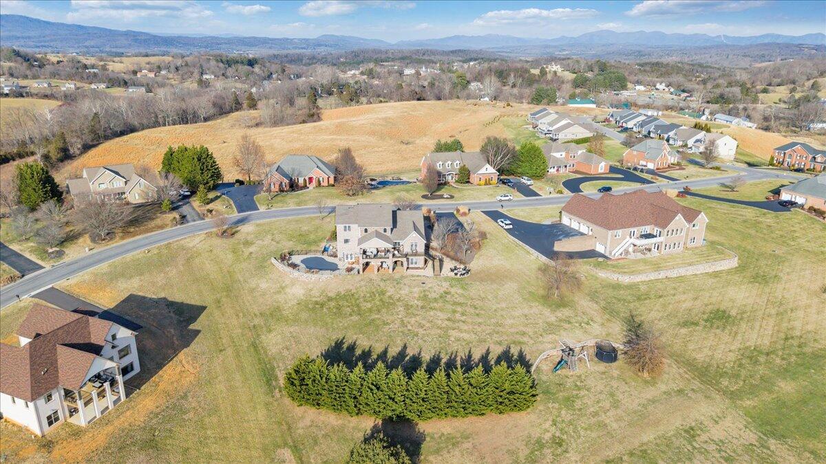 574 Frontier Way Fincastle, VA 24090 - Photo 88 of 104 093-DJI_20260102155821_0007_D