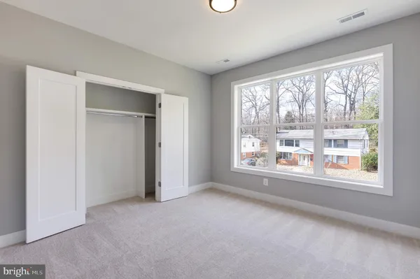 $2,050,000 | 125 Casmar Street Southeast, Vienna, VA 22180