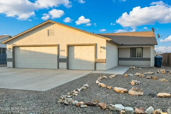 $1,700 | 3133 North Yavapai Road East, Unit 2, Prescott Valley, AZ 86314