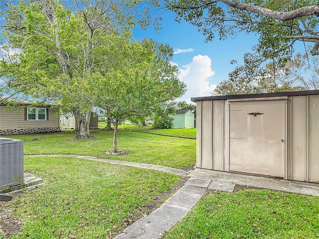 804 Swallow Lane Osteen, FL 32764 - Photo 26 of 29