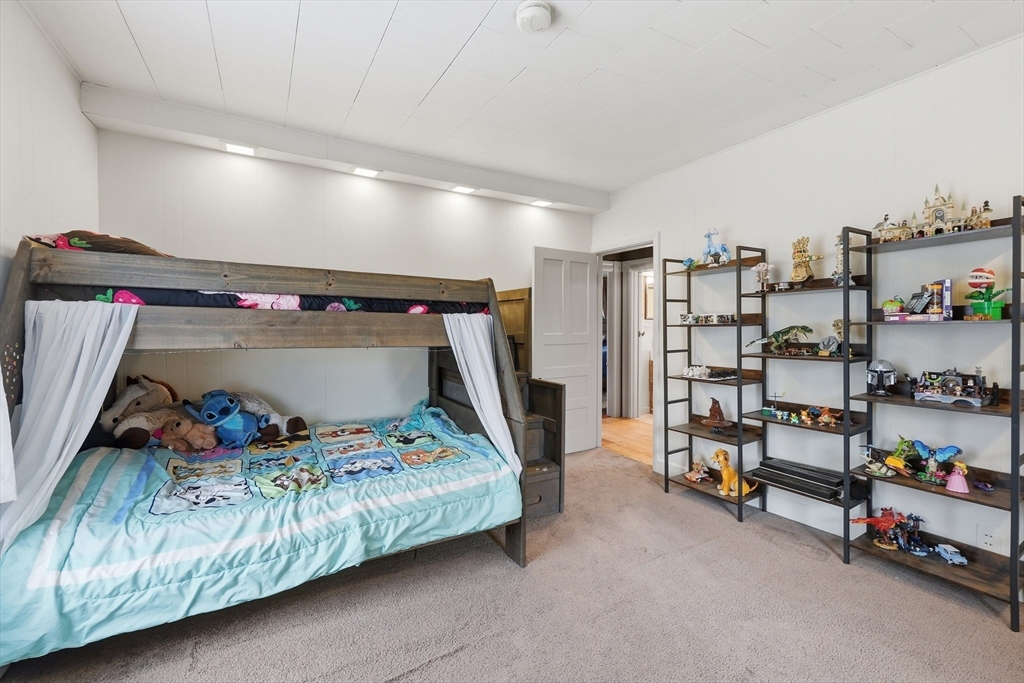 26 Fales Street Worcester, MA 01606 - Photo 33 of 42