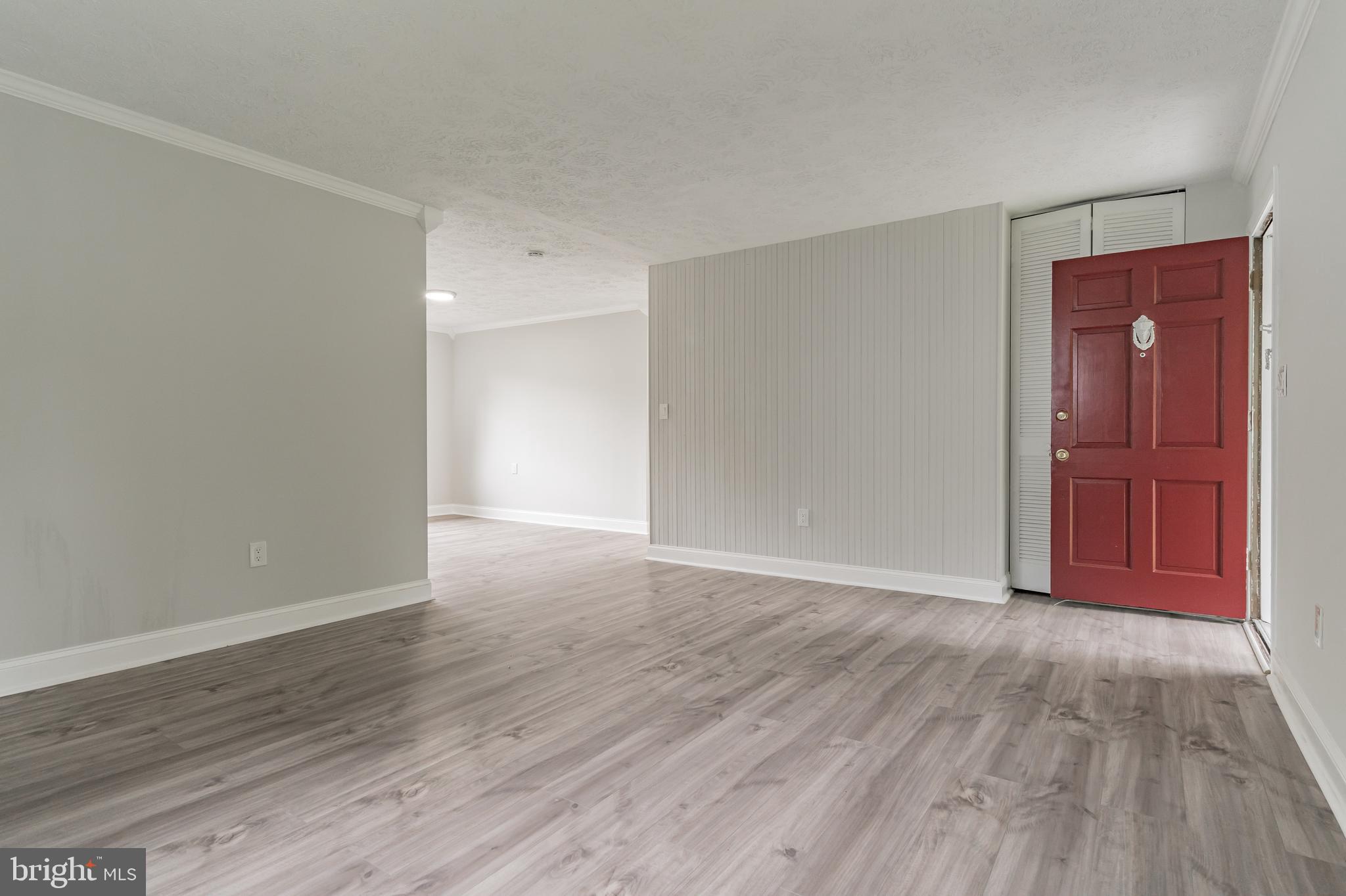 1529 Adamsview Road Catonsville, MD 21228 - Photo 3 of 30