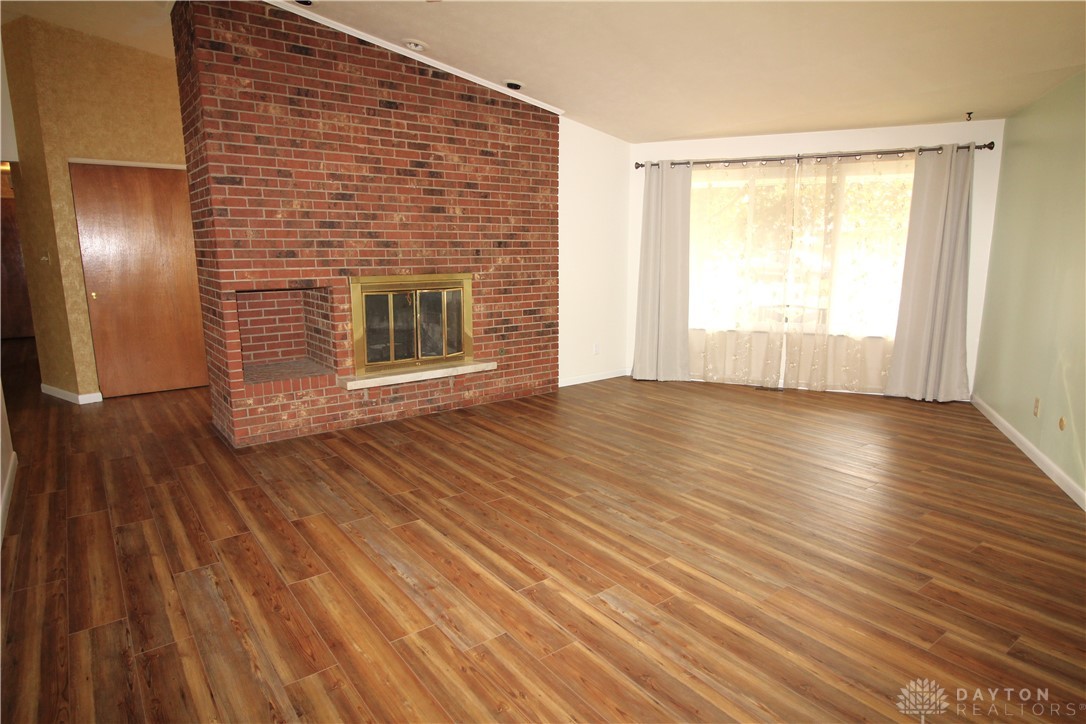 5574 Overbrooke Road Kettering, OH 45440 - Photo 8 of 28 Gallery Image 8