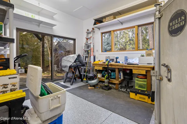$985,000 | 23 West Bay Wood Lane, Hope, ID 83836