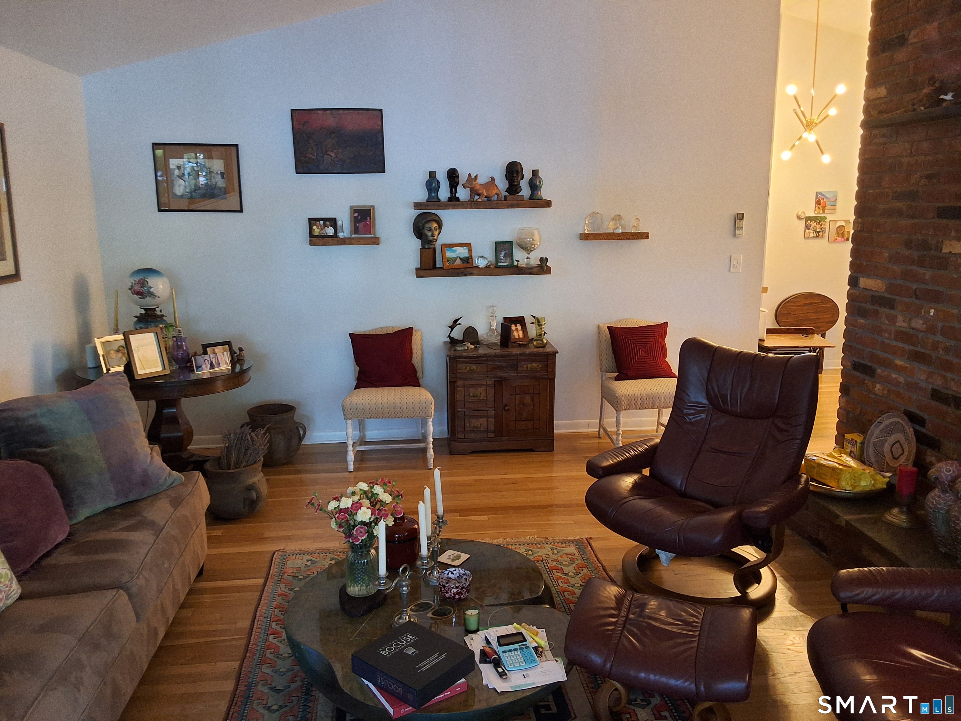 1385 Chopsey Hill Road Bridgeport, CT 06606 - Photo 5 of 39 Gallery Image 5