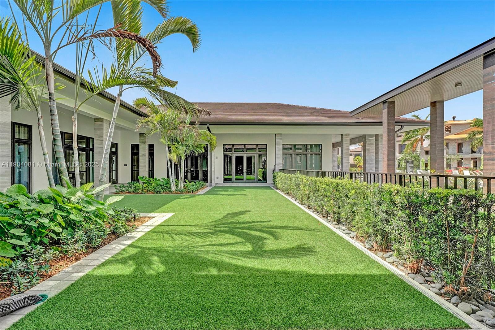 4614 Northwest 83rd Path Doral, FL 33166 - Photo 8 of 49