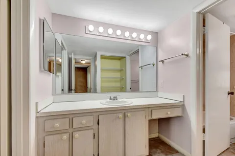 $132,000 | 3531 Tall Pine Way, Unit C1, Greenacres, FL 33463