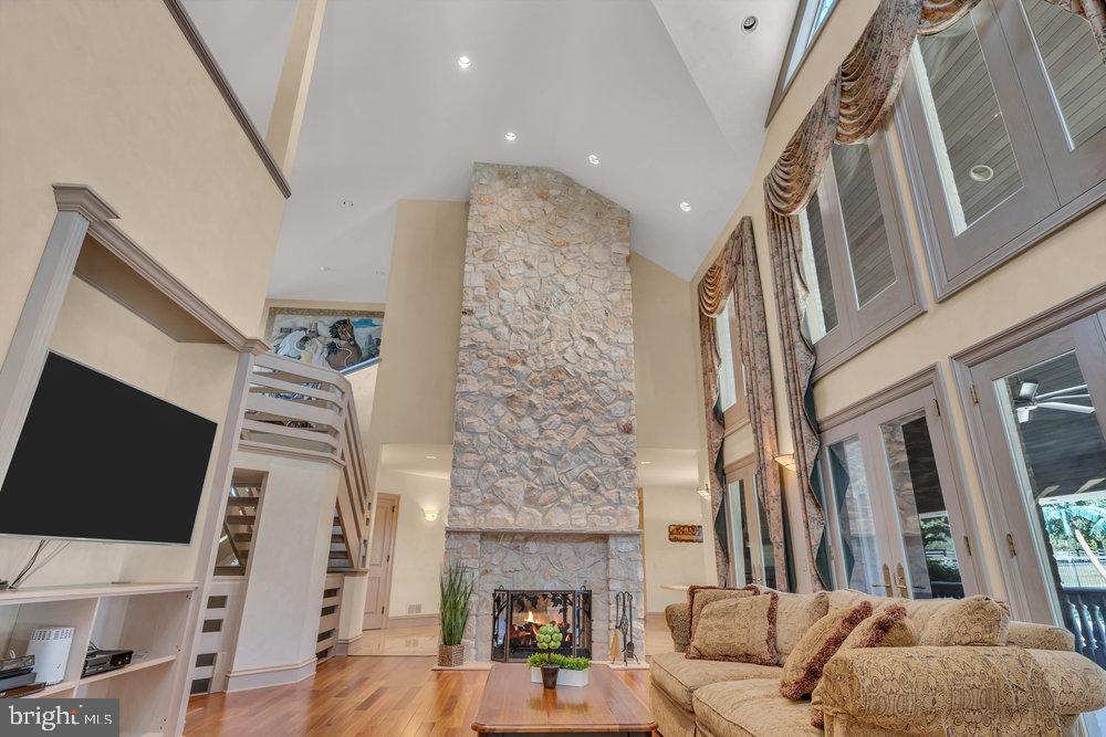 24 Creamery Road Colts Neck, NJ 07722 - Photo 5 of 45