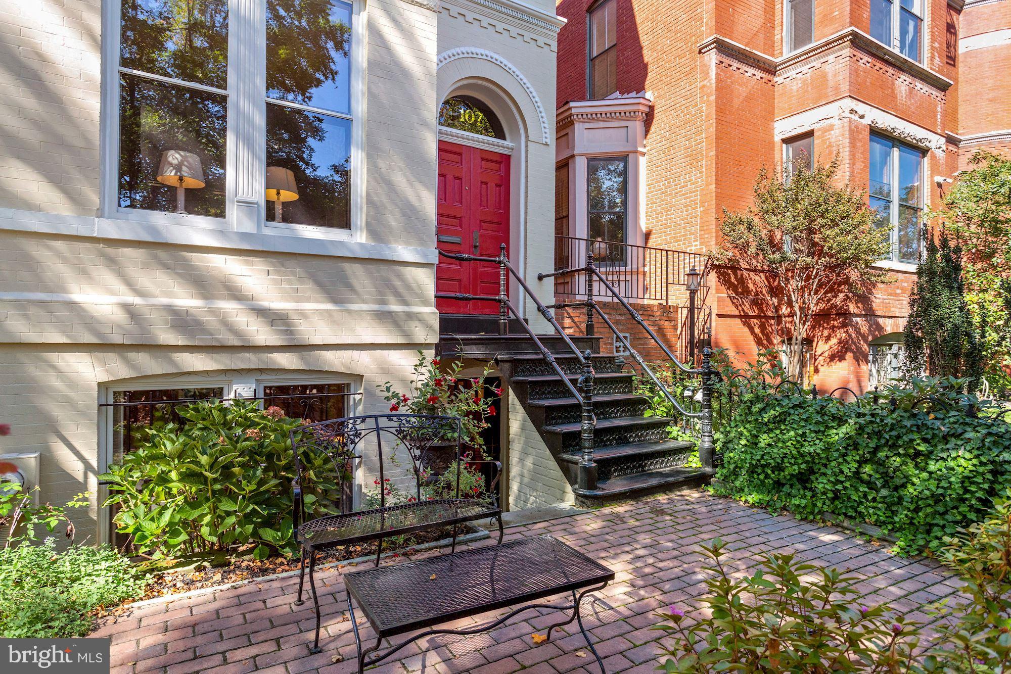 107 5th Street Southeast Washington, DC 20003 - Photo 2 of 32