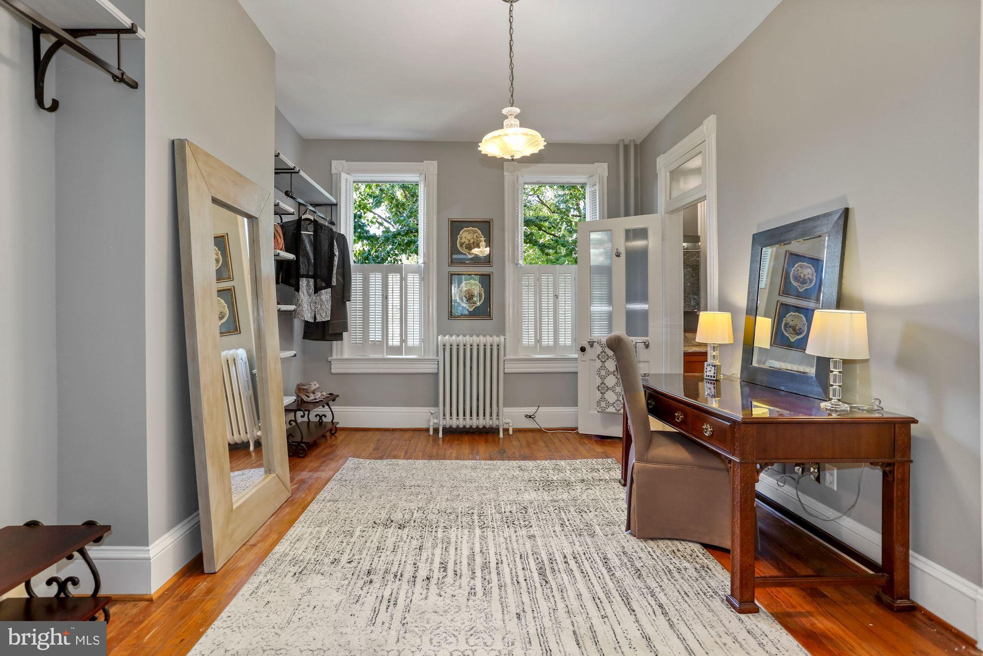 107 5th Street Southeast Washington, DC 20003 - Photo 25 of 32 Dressing room from owner's bedroom
