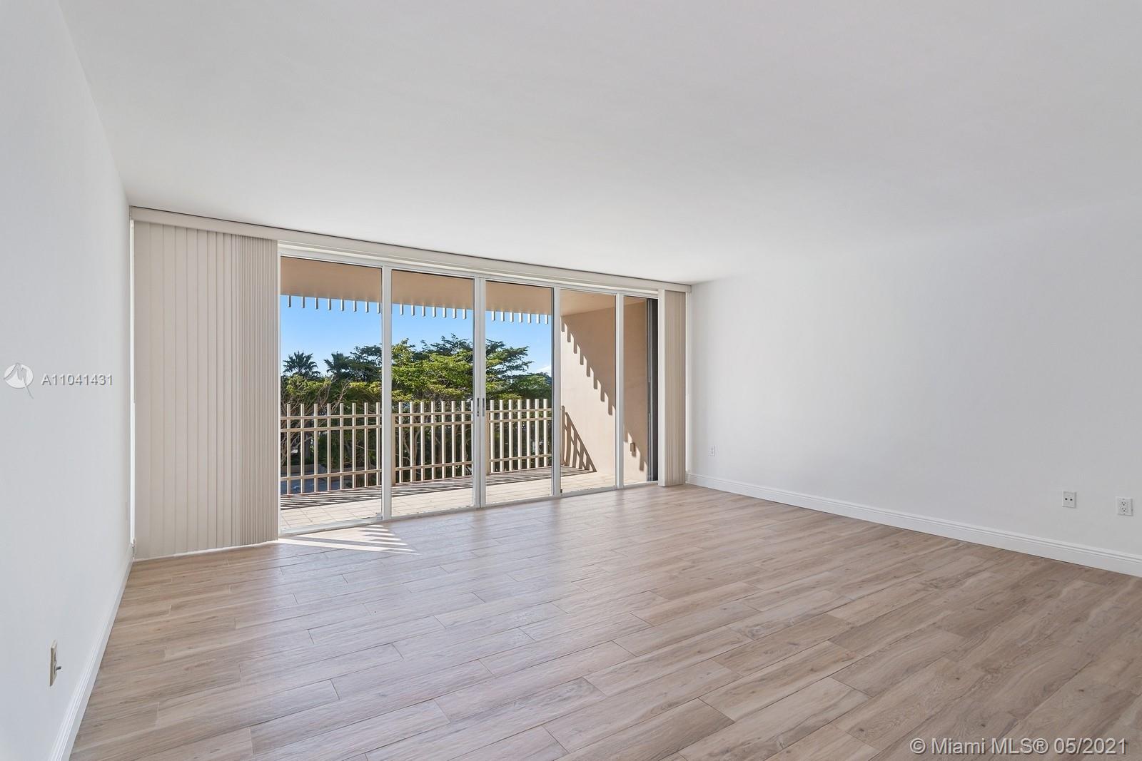 2 Grove Isle Drive, Unit B402 Miami, FL 33133 - Photo 11 of 24