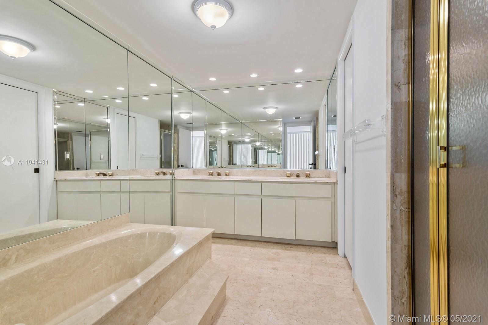 2 Grove Isle Drive, Unit B402 Miami, FL 33133 - Photo 23 of 24