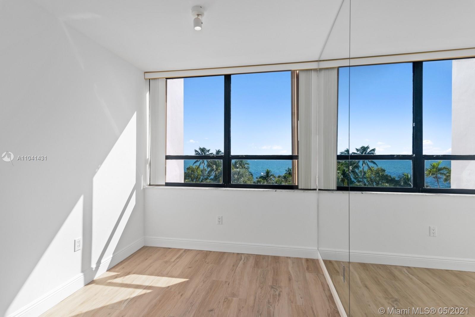 2 Grove Isle Drive, Unit B402 Miami, FL 33133 - Photo 6 of 24