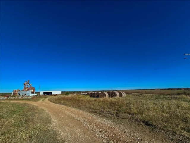 $2,515,439 | 121st Road, Arkansas City, KS 67005