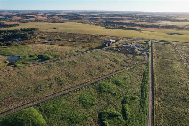 $2,515,439 | 121st Road, Arkansas City, KS 67005