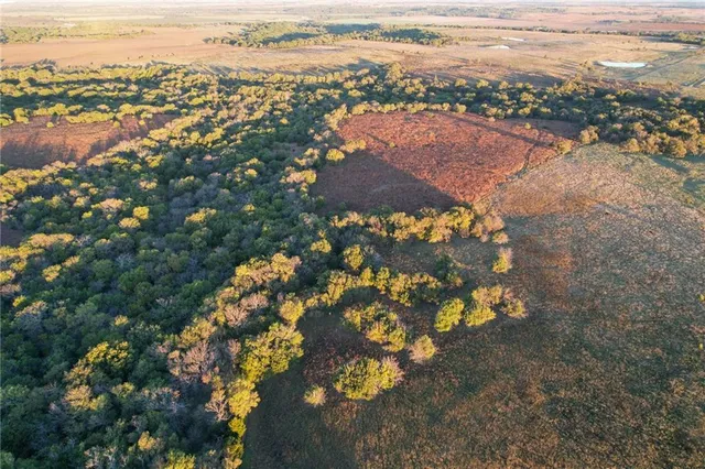 $2,515,439 | 121st Road, Arkansas City, KS 67005