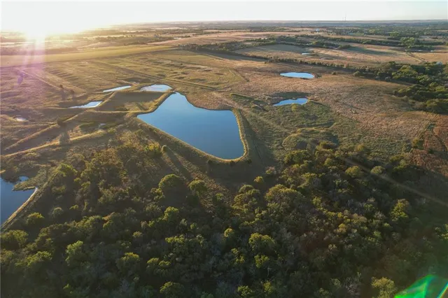 $2,515,439 | 121st Road, Arkansas City, KS 67005