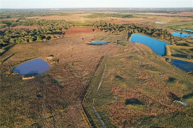 $2,515,439 | 121st Road, Arkansas City, KS 67005