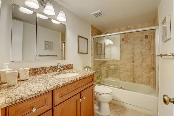 $2,750 | 950 Lavers Circle, Unit F307, Delray Beach, FL 33444