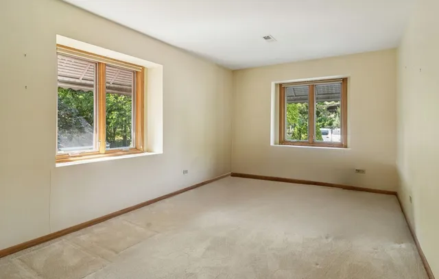 $825,000 | 24013 North Forest Drive, Lake Zurich, IL 60047